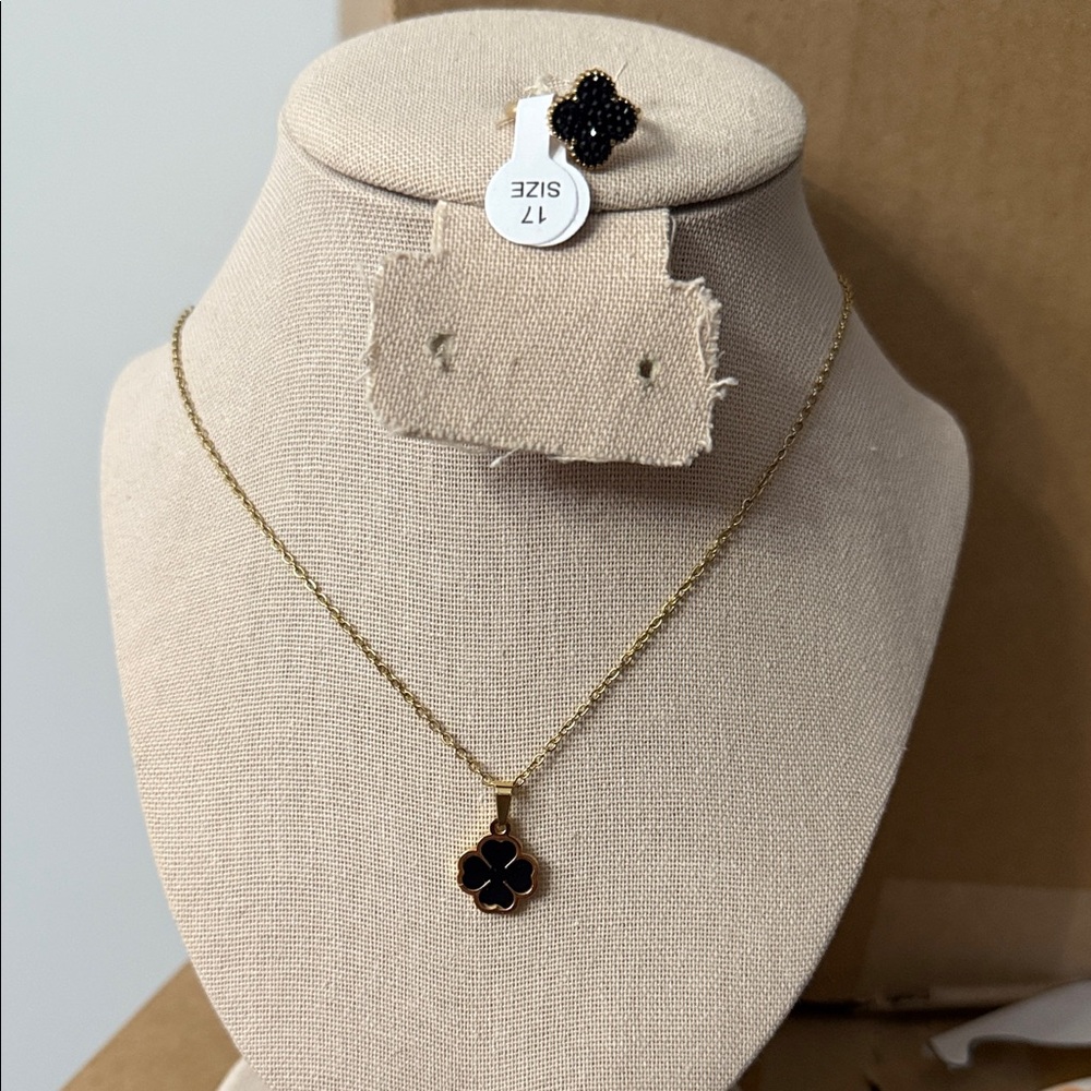 Stainless Steel Gold and Black Clover Necklace and Ring Set - Picture 3 of 7